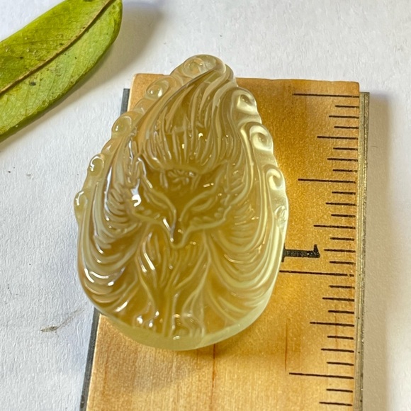 Natural Citrine Quartz Pendant Nine Tailed Fox Lucky Stone Pendant Crystal - Picture 6 of 8